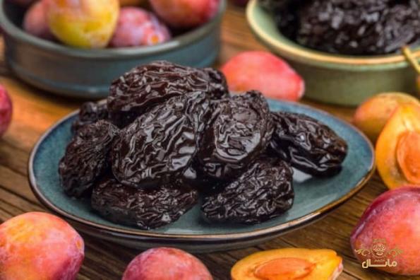 طرز تهیه آلو خشک سیاه بسیار خوشمزه با ساده ترین روش